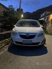 Privato vende Opel meriva 2” serie