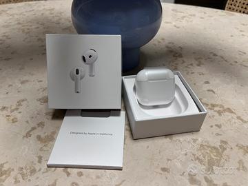 Custodia AirPods 4 ANC cancellazione del rumore