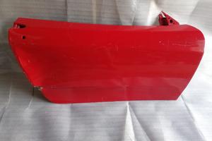 Porta Ferrari 360 e calandra fari