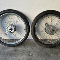 cerchi con gomme 1,35x16