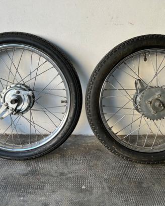 cerchi con gomme 1,35x16