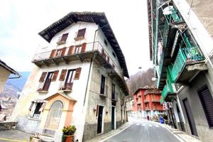 APPARTAMENTO SENZA SPESE CONDOMINIALI CON VISTA PA