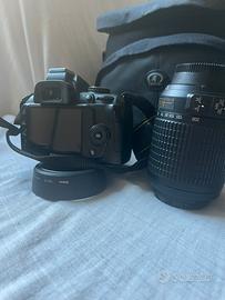 kit Nikon D3000+obiettivi 18 55mm e 55 209 e borsa