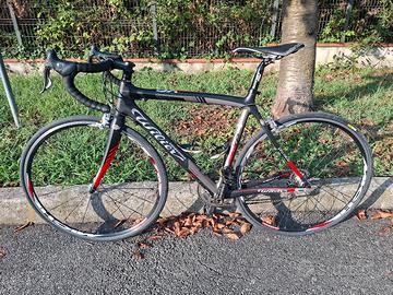 bici corsa carbonio wilier