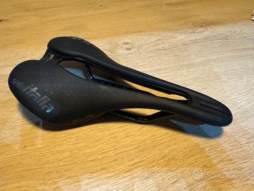 SELLE ITALIA SLR BOOST KIT CARBONIO SUPERFLOW L3