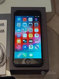 iPhone 8 – 64GB Space Gray