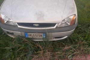 Ford fiesta zetec serie 4 solo ricambi