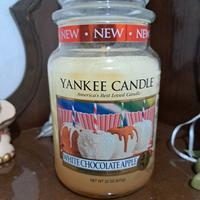 Yankee Candle White Chocolate Apple