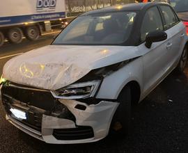 Audi A1 1.6 tdi S-Tronic INCIDENTATA
