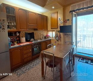 cucina lineare legno massello