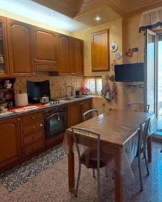 cucina lineare legno massello