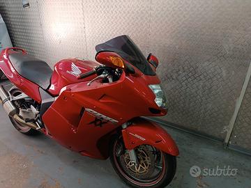 Moto Honda CBR 1.100 xx