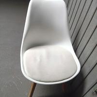 Set di sedie in plastica,legno,cuscino in ecopelle