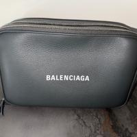 Poshette balenciaga unisex