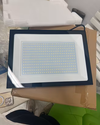 Faro LED da Esterno 300W - Impermeabile IP66