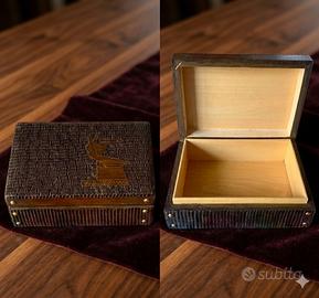 Scatola Vintage in Legno Intagliato - Souvenir