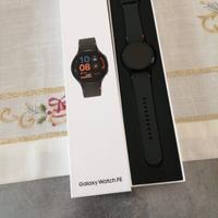  Smartwatch Samsung Galaxy watch FE
40 mm 