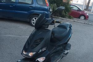SBEMBRO PARTI APRILIA SR 50 2004