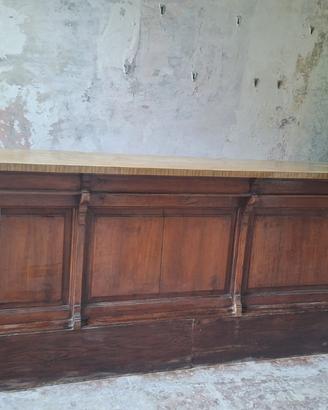 Bancone in legno