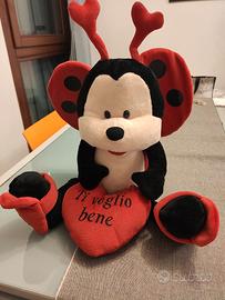 peluche Peperina a forma di coccinella con cuore