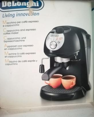Macchina per caffé e cappuccino De Longhi