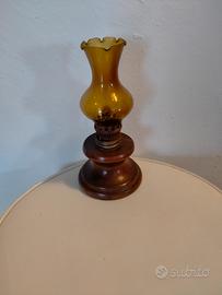 lampada ad olio in vetro ambra 