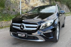 MERCEDES-BENZ GLA 200 d Automatic Premium