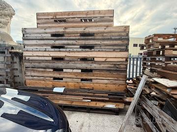 GRATUITO/FREE: casse in legno