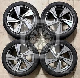 Cerchi 18 diamantati e pneumatici originali Q2