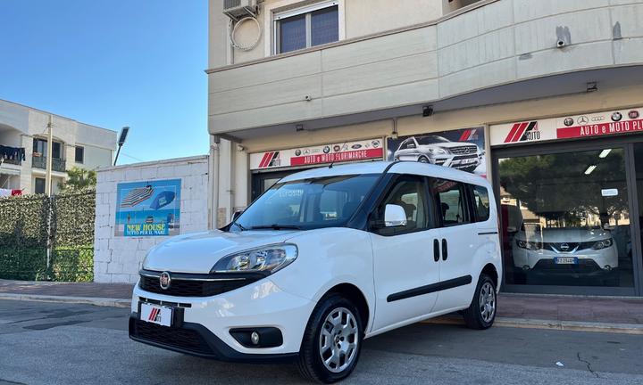 FIAT Doblò 1.4 T-Jet Natural Power Lounge