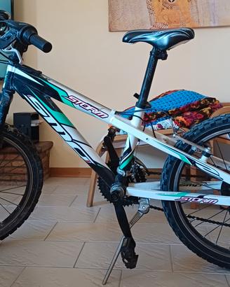 Bicicletta Storm MTB Competition
