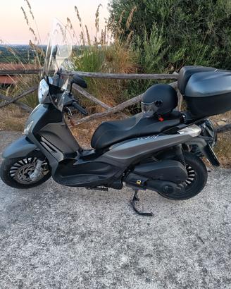 Piaggio Beverly 300 s.i.e.