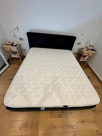 Letto contenitore e materasso matrimoniale