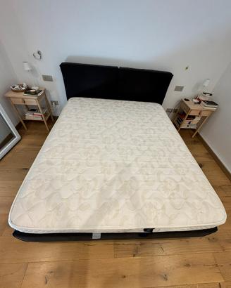 Letto contenitore e materasso matrimoniale