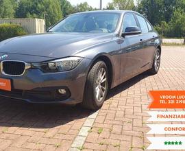 BMW Serie 3 (F30/31) 318d Business Advantage...