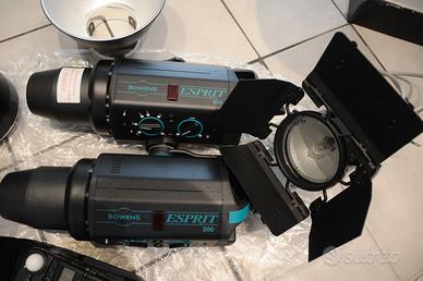 ATTREZZATURA FOTOGRAFICA PROFESSIONALE