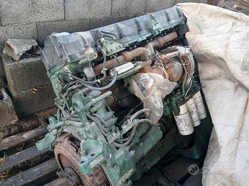 Motore volvo 600