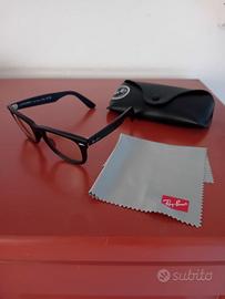 Occhiali Ray Ban Wayfarer con lenti Transitions