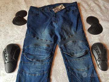 Pantaloni moto