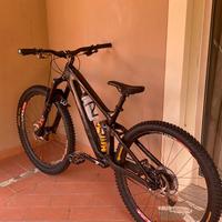 Trek Slash 9.8