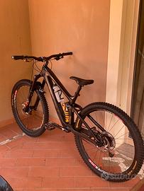 Trek Slash 9.8