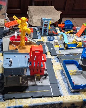 Play set Matchbox +hot wheels