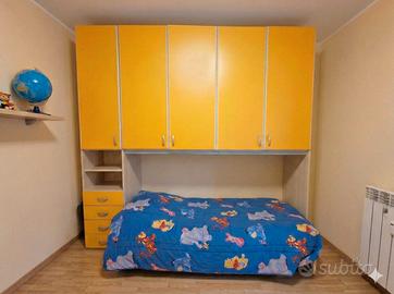 Cameretta a Ponte Moderna-Arancione e Legno chiaro