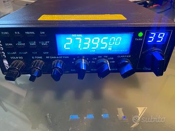 Radio crt 6900v