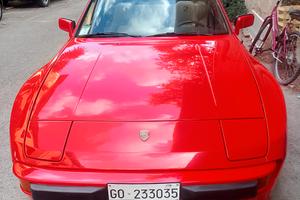Porsche 944 coupé 