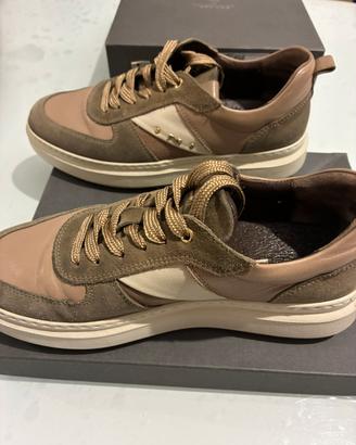 Scarpe sneakers Nero Giardini 38 beige da donna