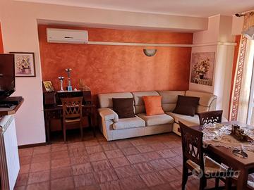Casa a Portorosa con terrazzo vista canale