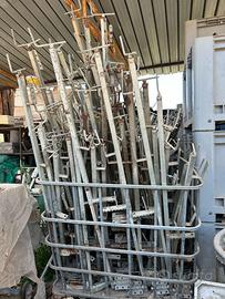 Aste parapetti per edilizia