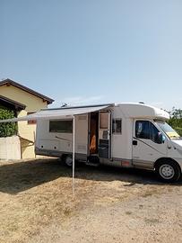 laika r  718  km 63000  garanzia 1 anno completa