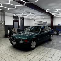 BMW E36 316i NEOPATENTATI